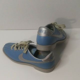 Vintage Nike Bowling Shoes Womens 7 Made Only 2 Years.