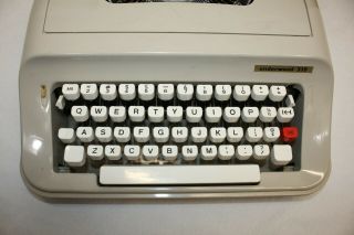 Vintage Underwood 319 Typewriter w/ Case/Cover,  but MISSING RETURN ARM 2