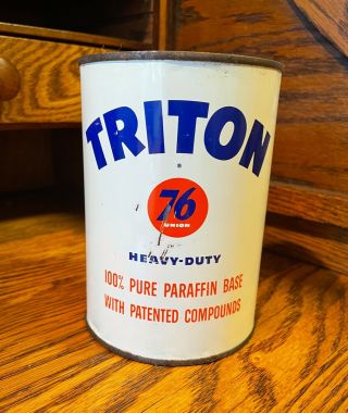 Early Vintage 1 Qt Triton Motor Oil Tin Can Gas Service Station Auto Advertising