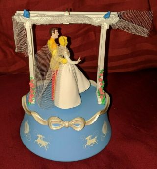 Hallmark Keepsake Cinderella Wedding Day Dance Disney Music Box Ornament Disney