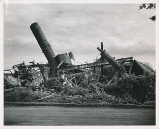 Wwii 1945 Bomb Power Plant Catite Near Manilia Philippines Uscg 8x10 Photo