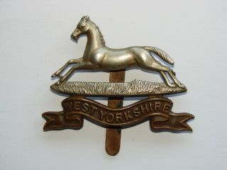 British Ww2 Cap Badge The West Yorkshire Regiment (the Prince Of Wales 