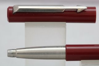 Vintage (1998) Parker Vector Rollerball Pen,  Burgundy With Chrome Trim