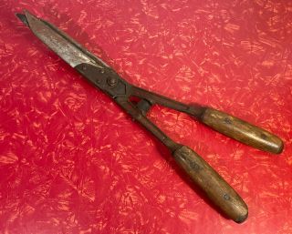 Rare Vintage Wiss Wood Handle No.  8 Garden Shears Hedge Trimmers Clippers