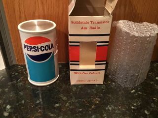Vintage Pepsi - Cola Soda Can Transistor Radio 3