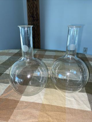 2 Vintage 1l Pyrex Glass Lab Flasks / Beakers