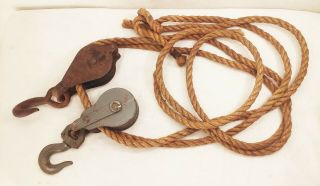 Vtg Antique Cast Iron Metal Iron Rope Hay Drop Pulley Barn Farm Tool W/ Rope