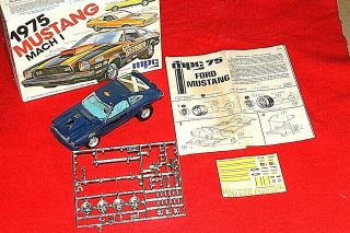 Mpc " Vintage (1975 Classic) Ford Mustang Mach 1 " Six - Stinger Built I 1:25