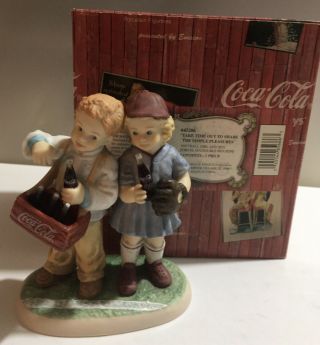 Enesco Coca Cola Porcelain Figurine ‘take Time Out To Share The Simple Pleasures
