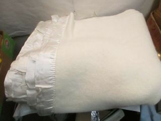 vintage Nashua White Wool Blanket with Satin Edges 80 