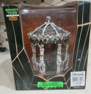 Lemax Spooky Town Table Accent Skeleton Gazebo Halloween Village W/ Box 53240