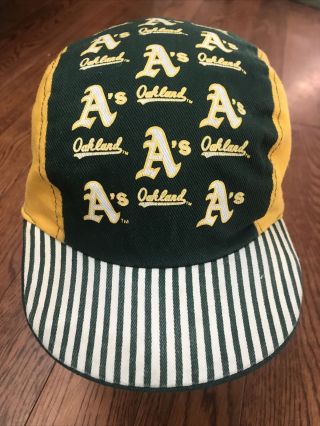 Vintage 90’s Oakland Athletics Grosscap Cycling Style Cap/ Hat