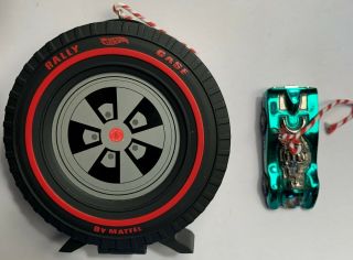 Hallmark 1999 Jet Threat Car And Rally Case - Hot Wheels - Set Of Two Ornaments