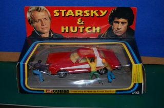 Corgi Toys 1:36 Starsky & Hutch Ford Torino & 3 Figures 1977 Read