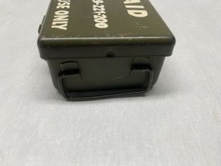Vintage Military First Aid Metal Box Army Green Stock 9 - 221 - 200 - No Contents 2