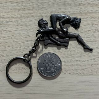Mechanical Risque Man & Woman Having Oral Sex 69 Gag Funny Keychain Key Ring