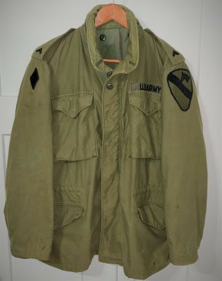 Us Army M65 Field Jacket - 1st Cavalry Division / 5th Infantry Division