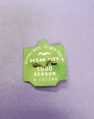 1988 Ocean City,  Nj Vintage Seasonal Beach Tag / Badge - Look