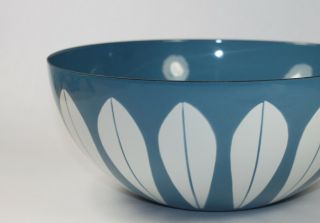 Cathrineholm Blue Lotus Bowl 9 " Norway Enamelware