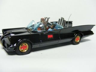 Corgi 267 Batmobile Gloss Black With Red Bat Hubs First Issued 1966
