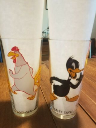 2 Vintage 1973 Pepsi Collector Series Glasses - Foghorn Leghorn And Daffy Duck