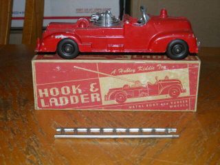 Vintage Hubley Kiddie Toy 463 Metal Fire Hook & Ladder Truck W/ob 7.  5 " Look