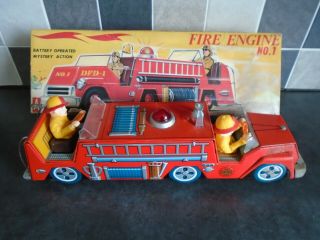 Rare Vintage Pre - Owned 1950,  S Japanese Battery Operated No1 Fire Engine.