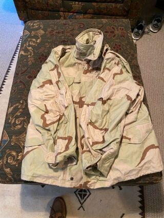 Military Issue Desert Camo Cold Weather Field Jacket (med/short)