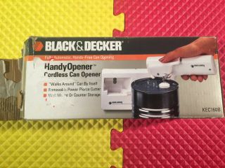 1992 Black & Decker Handy Opener Cordless Can Opener Kec160b