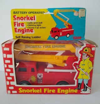 Rare Illco Snorkel Fire Engine Battery Operated Vintage Toy Nos