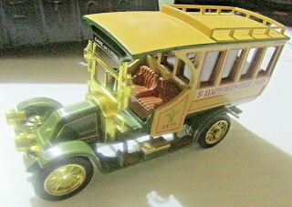 Matchbox Collectibles 1:43 Yet06 - M 1910 Renault Motor Bus " Trolleys,  Trams & Bus "