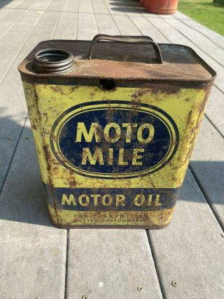 Vintage 40s 50s Moto Mile 2 Gallon Motor Oil Can Gas Service Station