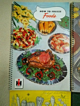 4 Vintage 1940 ' s & 50 ' s International Harvester Freezing Foods Booklet / Cooking 2