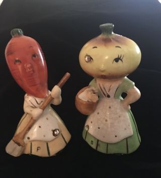 Vintage Napco Anthropomorphic Onion & Carrot Head Salt Pepper Shakers Rare