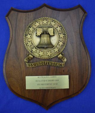 Vintage Cv 62 Uss Independence Plaque Silver Anniversary
