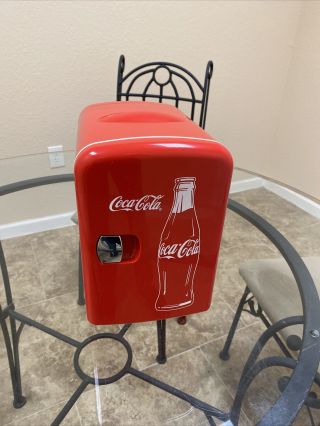 Coca - Cola Classic Thermoelectric Cooler 6 - Can Mini Fridge Koolatron