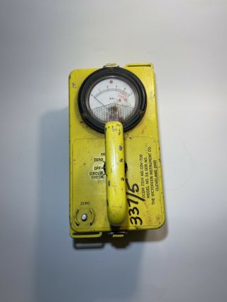 Civil Defense Victorian Cdv - 715r 1b Radiological Survey Meter Geiger Counter