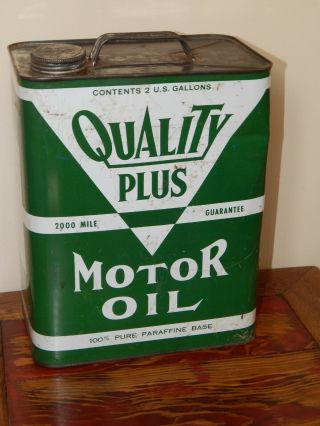 Vintage Quality Plus Motor Oil Tin Shape,  And Great Paint.  2 Gallons