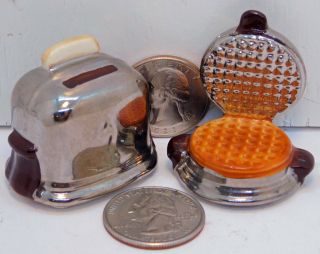 Arcadia Mini Miniature Salt And Pepper Shakers Waffle Iron Toaster