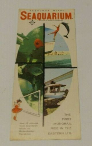 1960 Miami Florida Fabulous Seaquarium On Rickenbacker Causeway Color Brochure