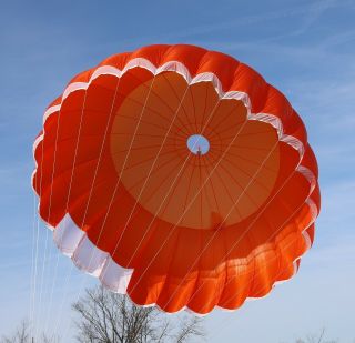 Sk - 94 Pilot Emergency Parachute - Container,  Round Parachute Canopy - Complete