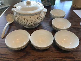 Harry And David Soup Tureen,  Ladle,  Lid,  And Bowls Grape Pattern Ivory Portugal