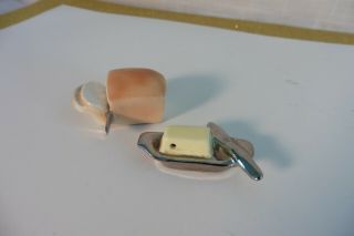 VINTAGE ARCADIA? MINI SALT AND PEPPER,  SLICE BREAD AND BUTTER DISH 3