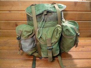 Us Military Army Backpack Camping Hiking Green W Camo Rain Cover