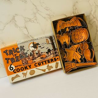 Vintage 1950s Halloween Metal Cookie Cooky Cutters Set Of 6 Trick Or Treat