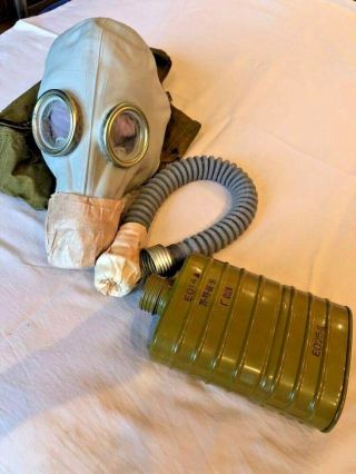 Soviet Ussr Russian Military Gas Mask Gp - 5 With Hose And Eo - 14 Filter.  Size 3.