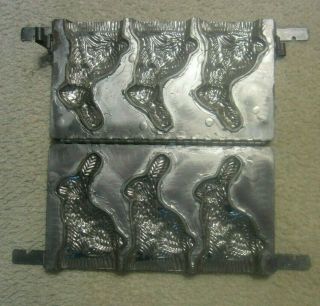 Vintage Double Hinged Chocolate/candy Mold - 3 Easter Bunnies/rabbits
