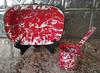 Vintage Swirled Red And White Enamelware/graniteware Dish & Ladle -
