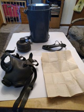 Vintage German Drager Cold War Gas Mask 1971 With German Directions And Letters
