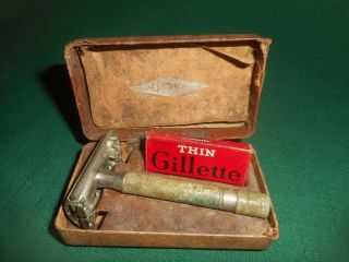 Vintage 1938 Gillette Safety Razor W/ Box Of Gillette Blades & Case